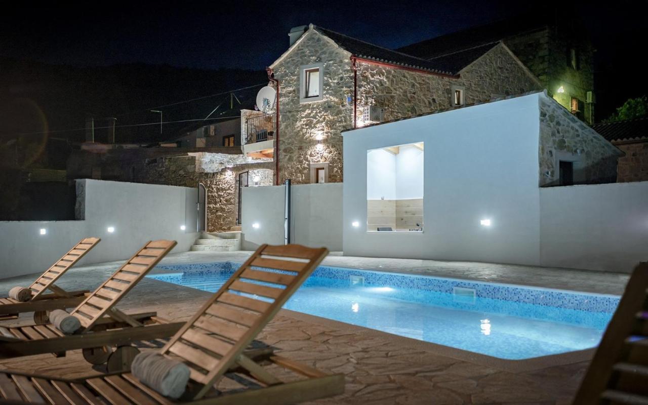 Villa Ploca On Hvar With A Private Heated Pool Dol  Экстерьер фото